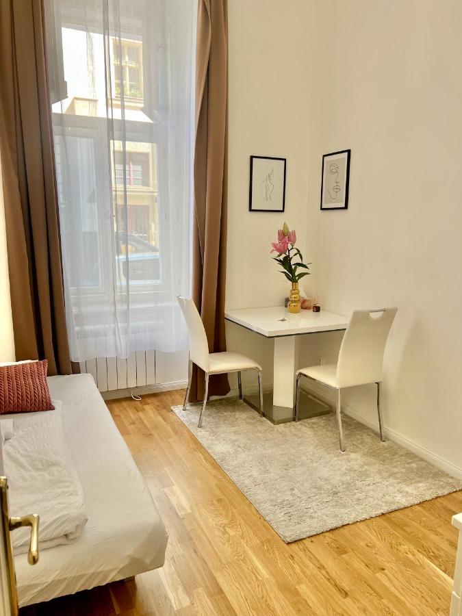 Angeloroma Deluxe Apartment Prague Luaran gambar